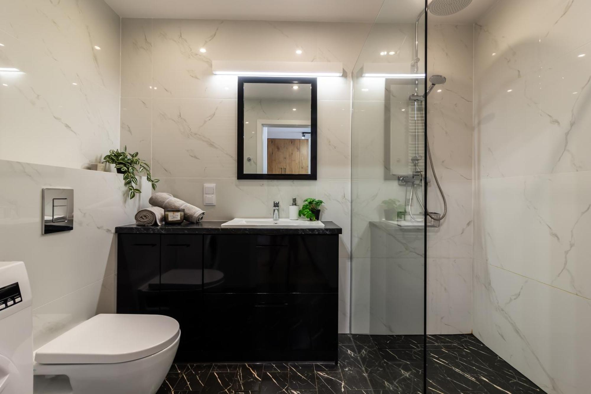 Apartament Near Sky Tower Wroclaw Bagian luar foto