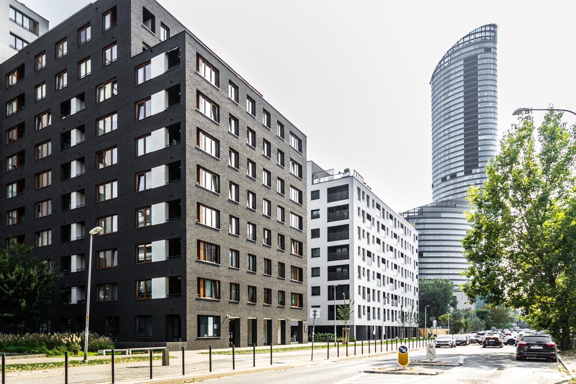 Apartament Near Sky Tower Wroclaw Bagian luar foto